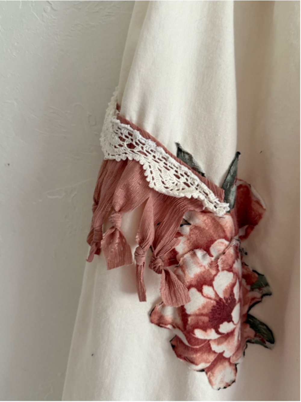 Handmade upcycled wearable art boho bloomers featuring a cream and dusty rose pa - Picture 6 of 14